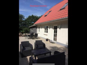 Billund Holiday - Assengaard B & B, Give